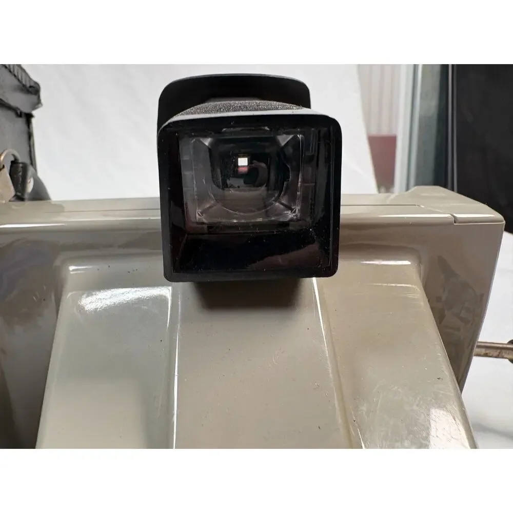 Vintage Polaroid THE SWINGER Model 20 Land Camera w/ Carry Case & Bulbs UNTESTED